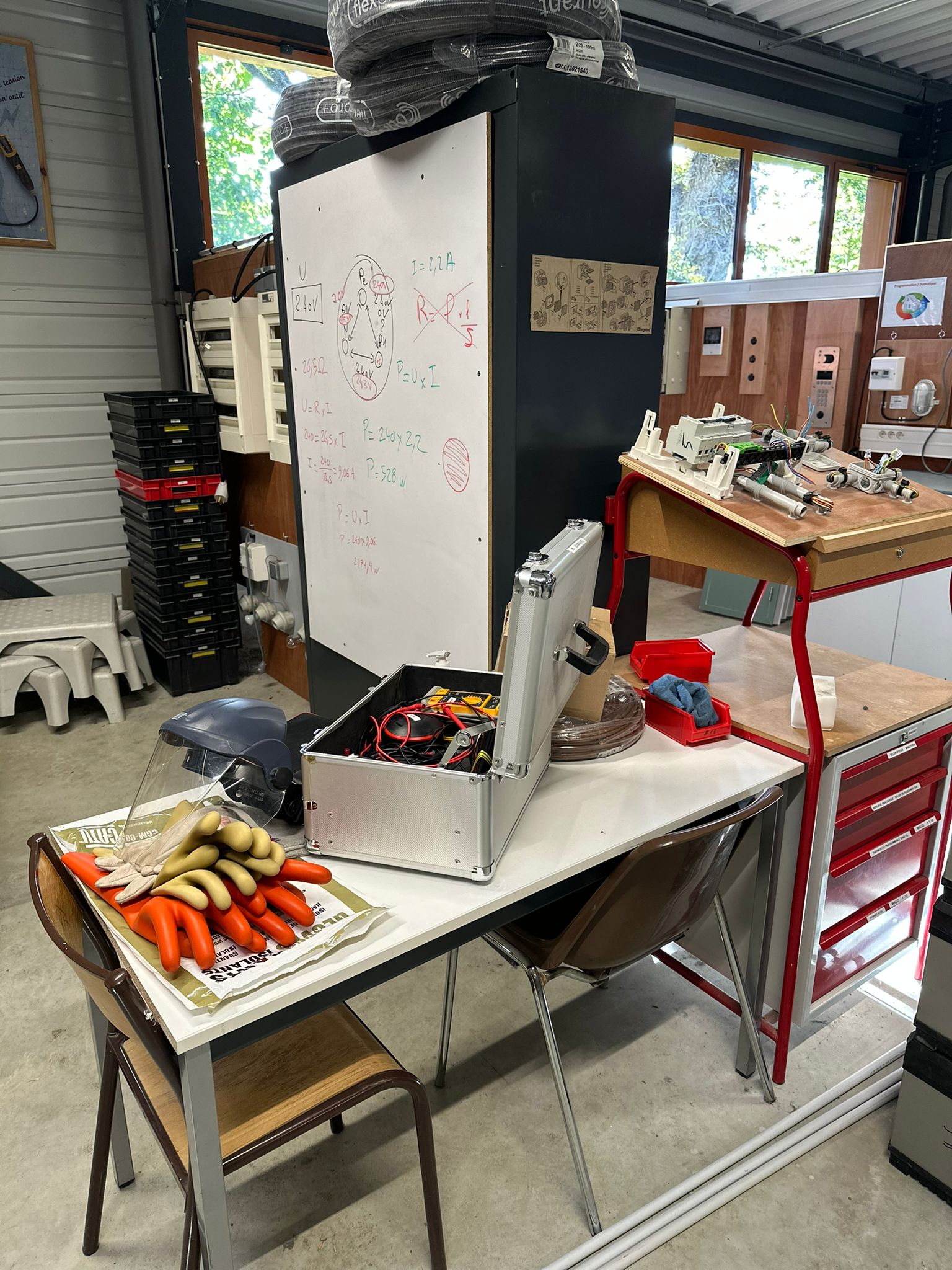 une photo de l'atelier plomberie